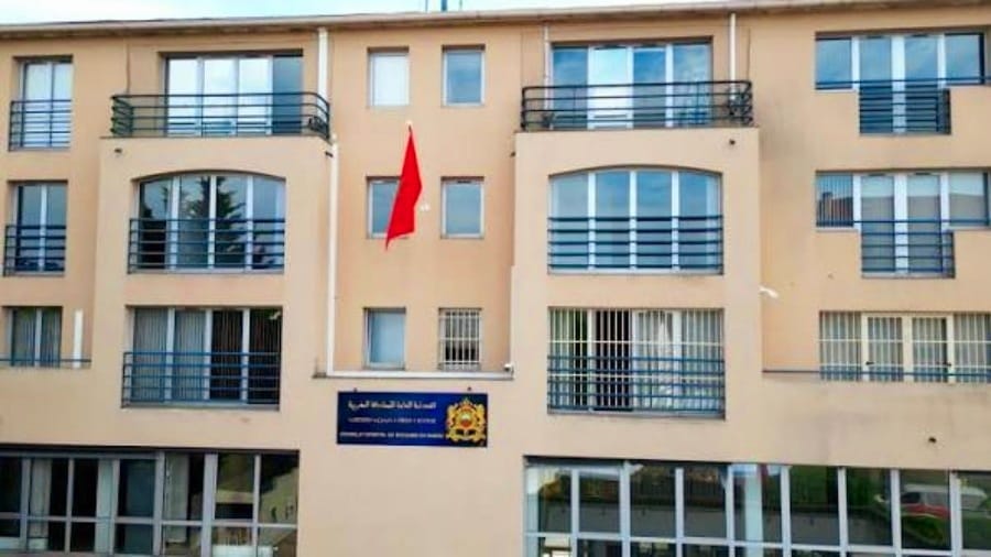 القنصلية العامة المغربية بمونت لاجولي تعزز سياسة القرب عبر مبادرة للأبواب المفتوحة القنصلية العامة المغربية بمونت لاجولي تعزز سياسة القرب عبر مبادرة للأبواب المفتوحة