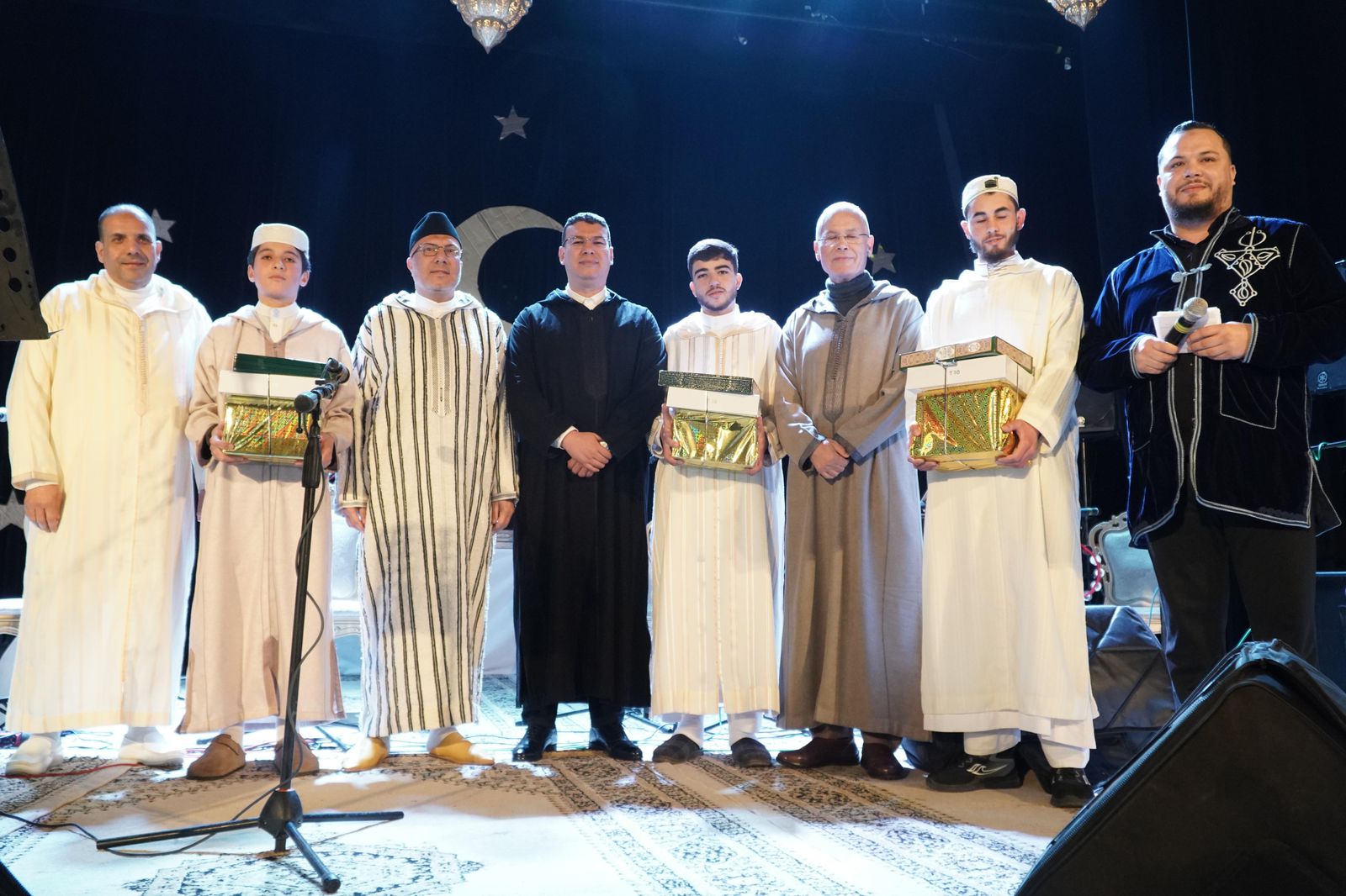 اختتام النسخة الثالثة من الأمسيات الرمضانية الدينية بالحسيمة اختتام النسخة الثالثة من الأمسيات الرمضانية الدينية بالحسيمة