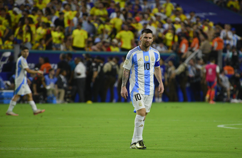 كأس العالم 2026..ميسي يستعد للجزائر بإجراء مباراة ودية مع موريتانيا