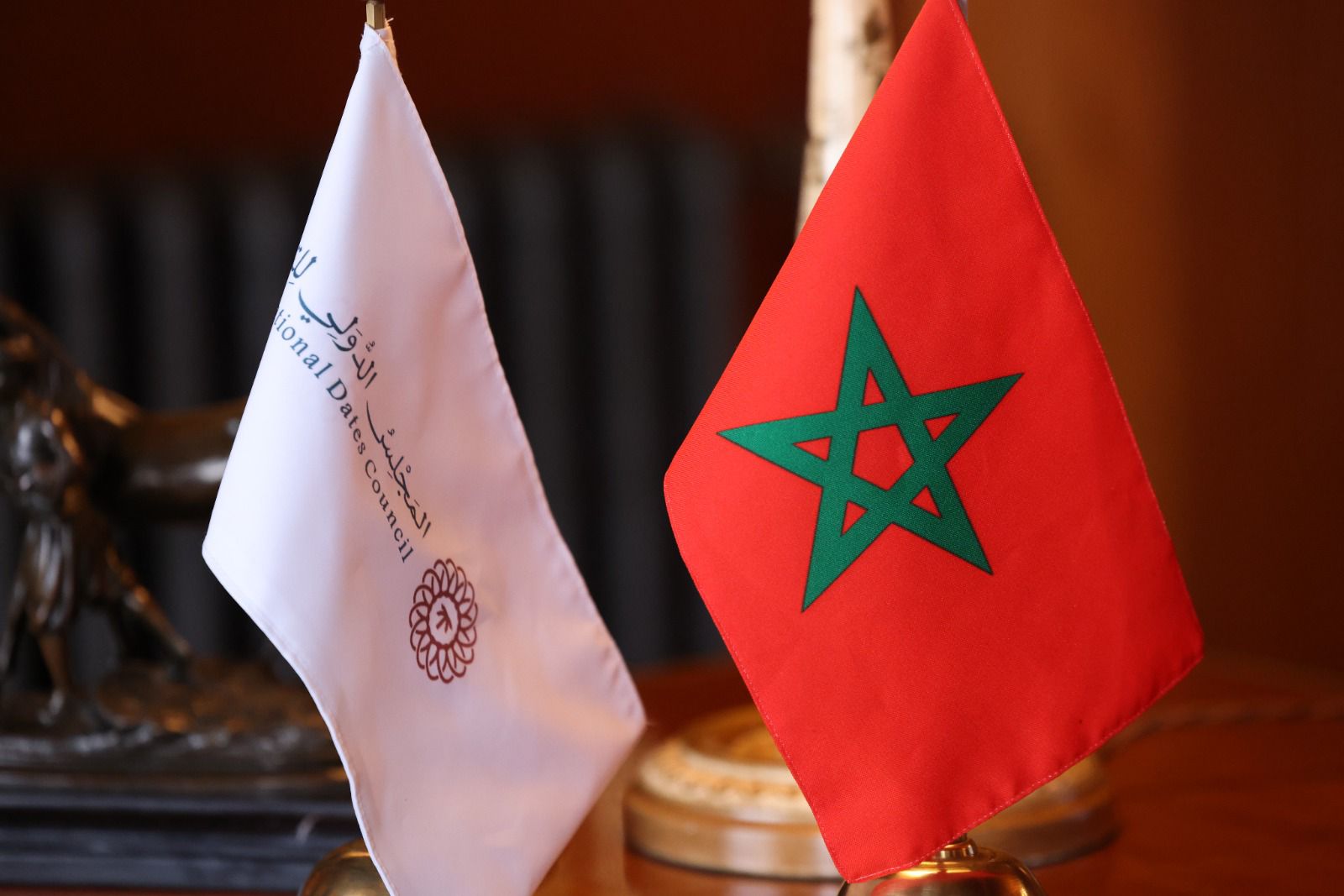 تعزيز التعاون بين وزارة الفلاحة والصيد البحري والمجلس الدولي للتمور في مجال تطوير قطاع النخيل والتمور