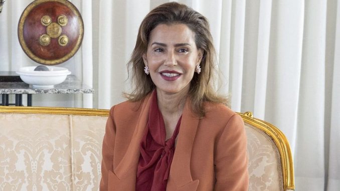 صاحبة السمو الملكي الأميرة للا مريم تترأس المجلس الإداري للمصالح الاجتماعية للقوات المسلحة الملكية صاحبة السمو الملكي الأميرة للا مريم تترأس المجلس الإداري للمصالح الاجتماعية للقوات المسلحة الملكية