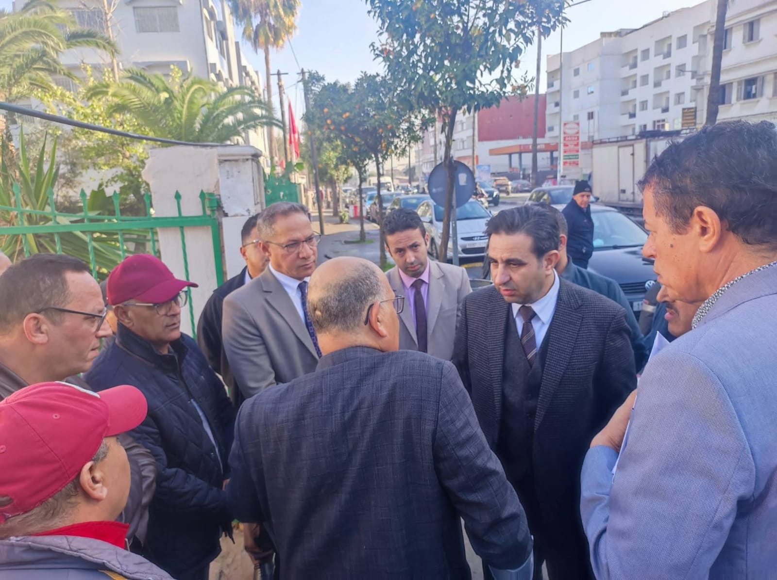 عامل عمالة مقاطعات عين السبع الحي المحمدي يتفقد مرافق صحية واجتماعية لتعزيز جودة الخدمات وتقريب الإدارة من المواطنين عامل عمالة مقاطعات عين السبع الحي المحمدي يتفقد مرافق صحية واجتماعية لتعزيز جودة الخدمات وتقريب الإدارة من المواطنين