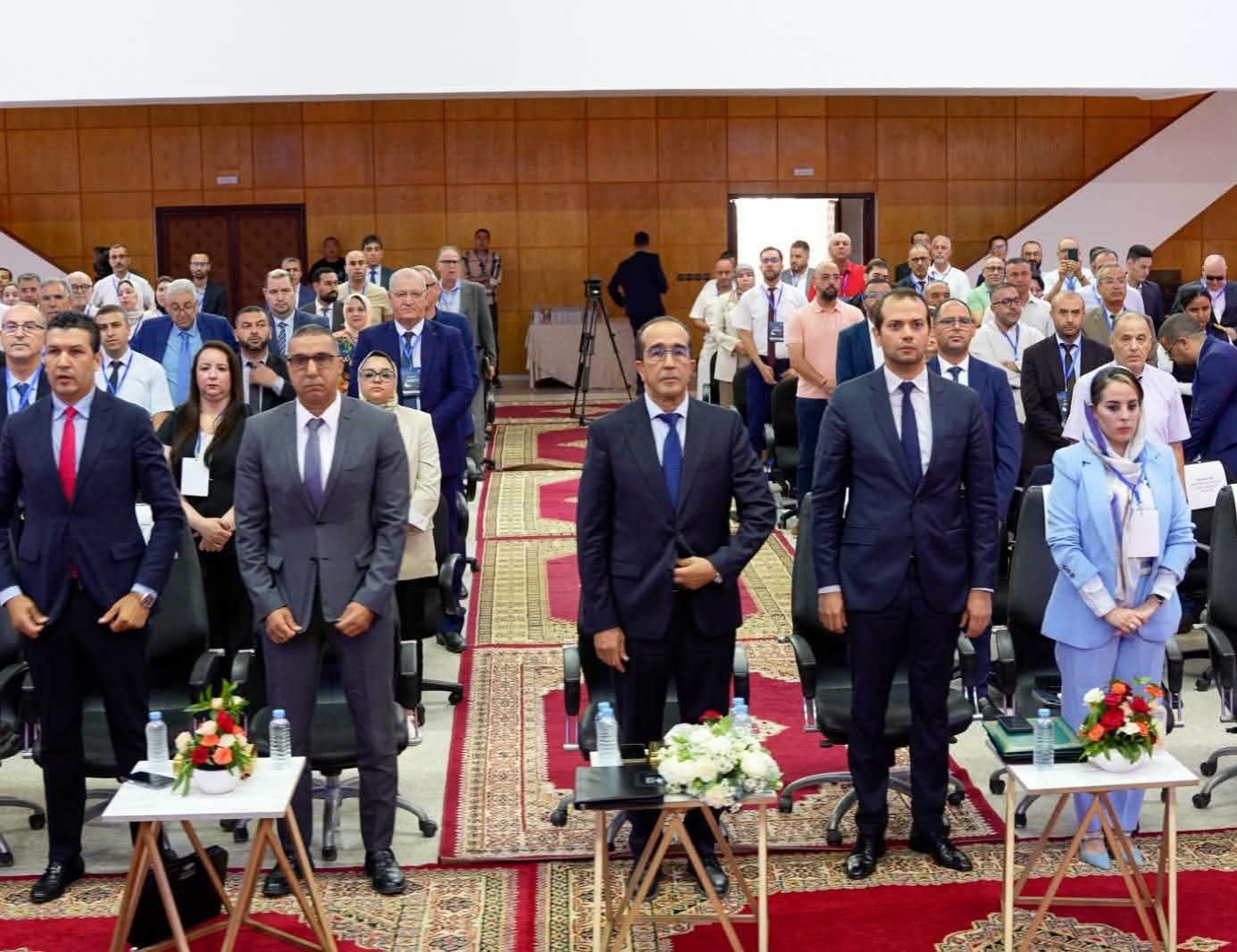 الحسيمة تفتح أبوابها للاستثمار.. المنتدى الأول يرسم خارطة طريق جديدة لجذب المشاريع وتعزيز التنمية الحسيمة تفتح أبوابها للاستثمار.. المنتدى الأول يرسم خارطة طريق جديدة لجذب المشاريع وتعزيز التنمية