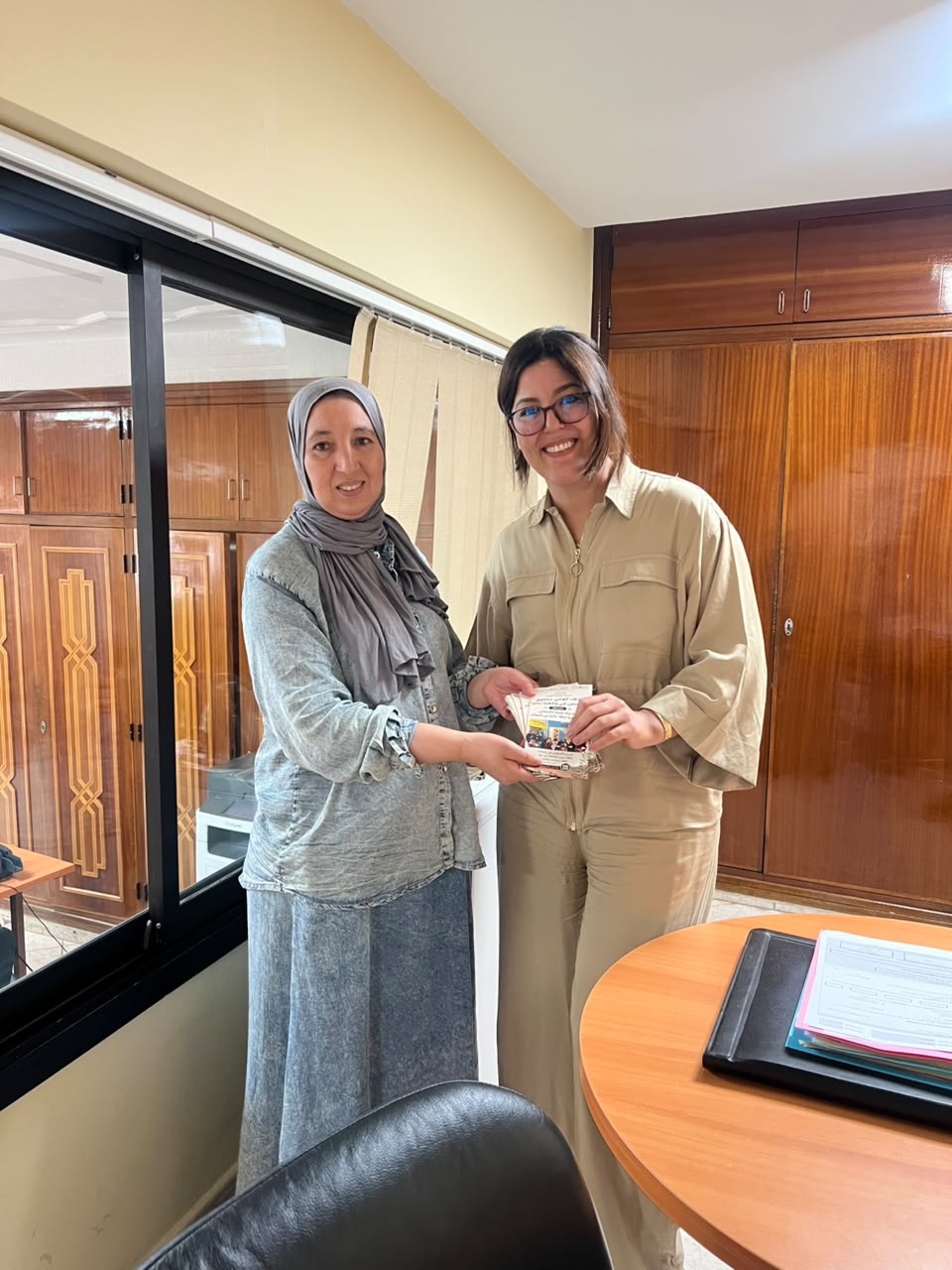 جمعية تيغزى أطلس للتنمية تواصل تنزيل الحملة الوطنية الثانية لإذكاء الوعي بحقوق الأشخاص في وضعية إعاقة من خلال حملة تحسيسية بمختلف الإدارات والمؤسسات بمريرت