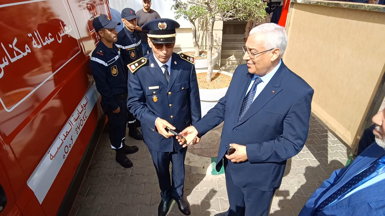 السيد عبد الغني الصبار عامل عمالة مكناس يشرف على  إطلاق وتدشين سلسلة مشاريع تنموية بمناسبة عيد العرش المجيد