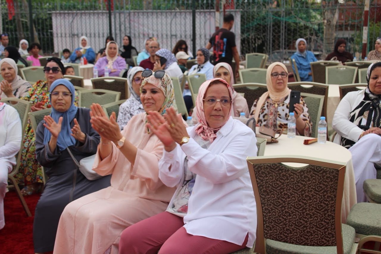جمعية الاعمال الاجتماعية لموظفي جماعة مكناس تحتفل بالذكرى 27 لعيد العرش المجيد وتكرم 100 من المتقاعدات و المتقاعدين جمعية الاعمال الاجتماعية لموظفي جماعة مكناس تحتفل بالذكرى 27 لعيد العرش المجيد وتكرم 100 من المتقاعدات و المتقاعدين