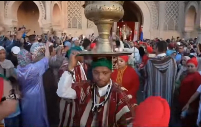 مكناس في رحاب المولد النبوي، او حين تستعيد المدينة العتيقة ذاكرتها الروحية وتنعش حركتها الاقتصادية