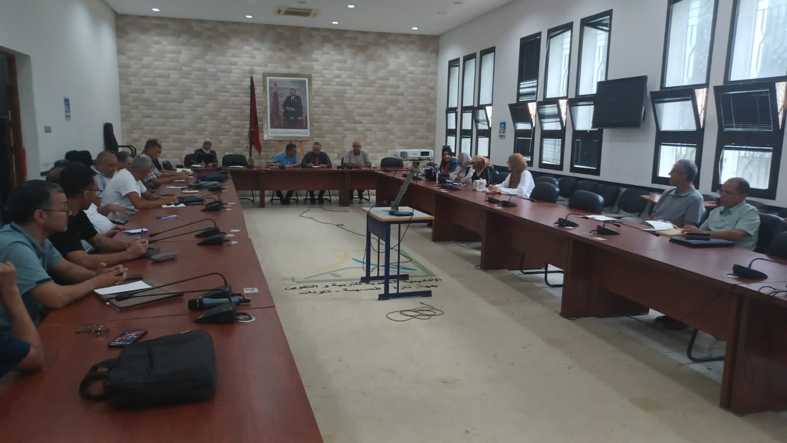 بوشامة يقود تعبئة استباقية بالحسيمة لإنجاح الدخول المدرسي.. تنسيق ميداني ومواكبة مستمرة استعداداً لموسم 2026/2027
