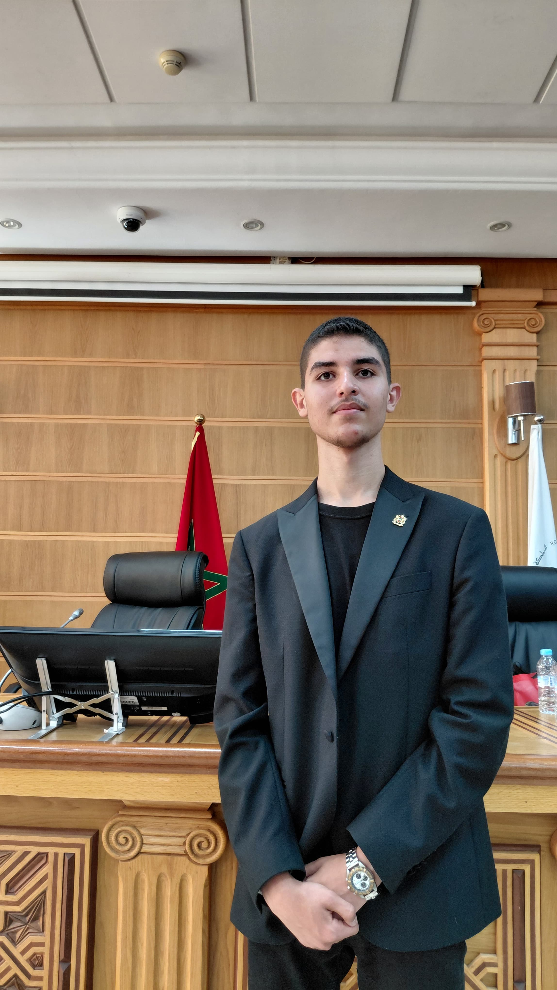 محمد بولعيش.. شاب من مدينة طنجة يجمع بين العمل الجمعوي واللوجستيك والابتكار والمعلوميات محمد بولعيش.. شاب من مدينة طنجة يجمع بين العمل الجمعوي واللوجستيك والابتكار والمعلوميات