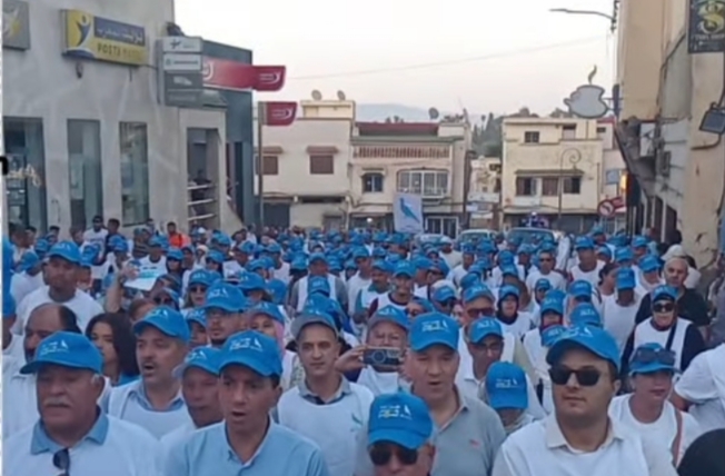 مكناس.. الطاهري يعود بقوة إلى الميدان في اكبر مسيرة حاشدة بحضور شوكي مكناس.. الطاهري يعود بقوة إلى الميدان في اكبر مسيرة حاشدة بحضور شوكي