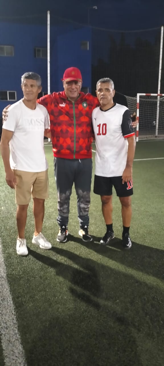 جمعية فضاء الصيادلة تتوج بطلة لكأس الفئات الصغرى U13 بمكناس جمعية فضاء الصيادلة تتوج بطلة لكأس الفئات الصغرى U13 بمكناس